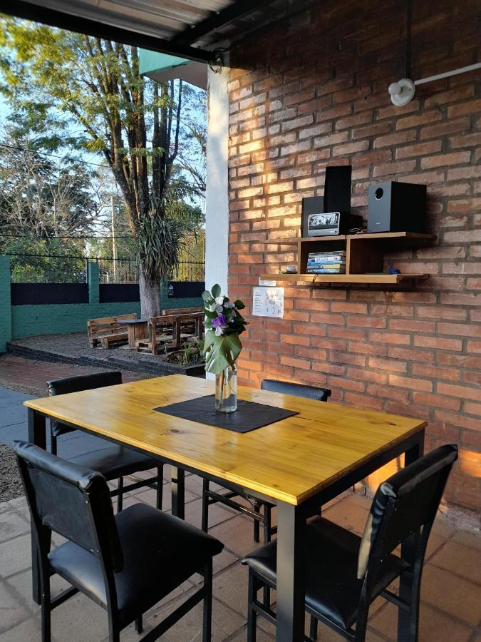 Eco Hostel Iguazu Пуерто Игуасу Екстериор снимка