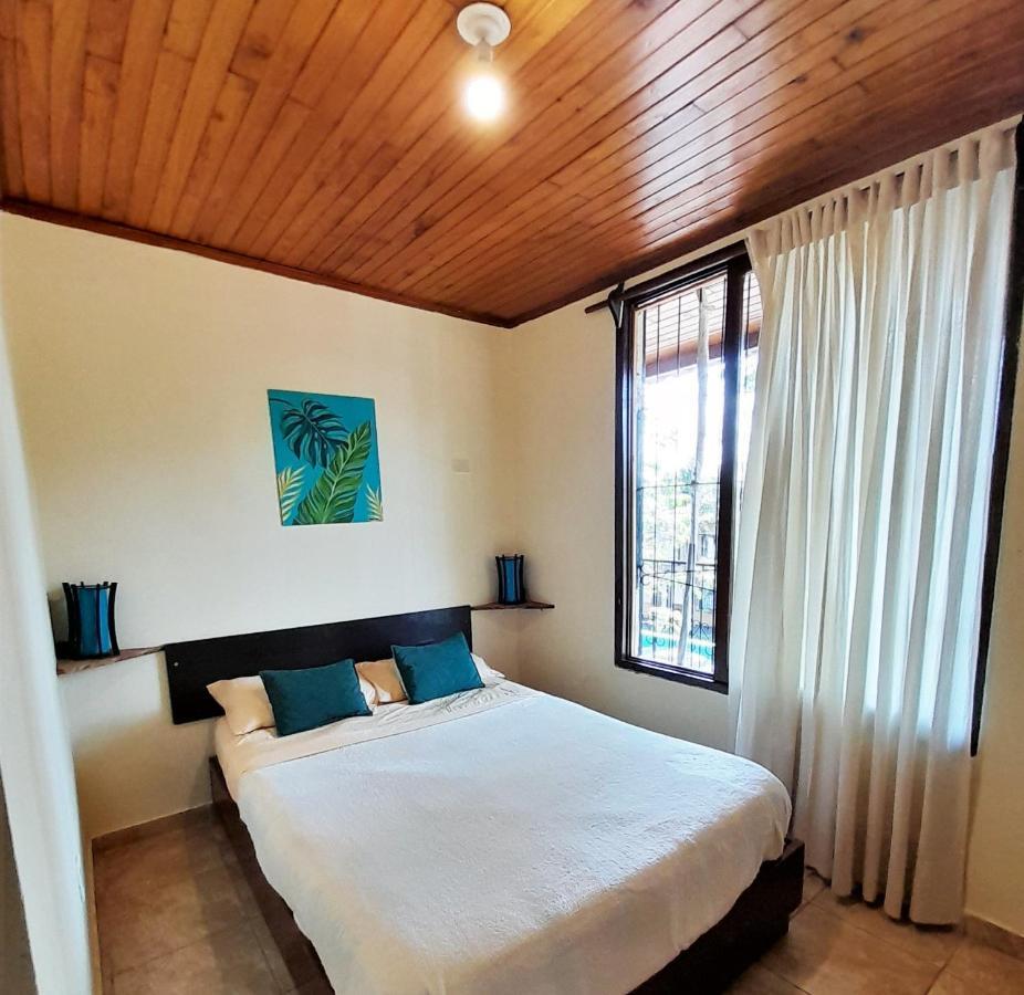 Eco Hostel Iguazu Пуерто Игуасу Екстериор снимка