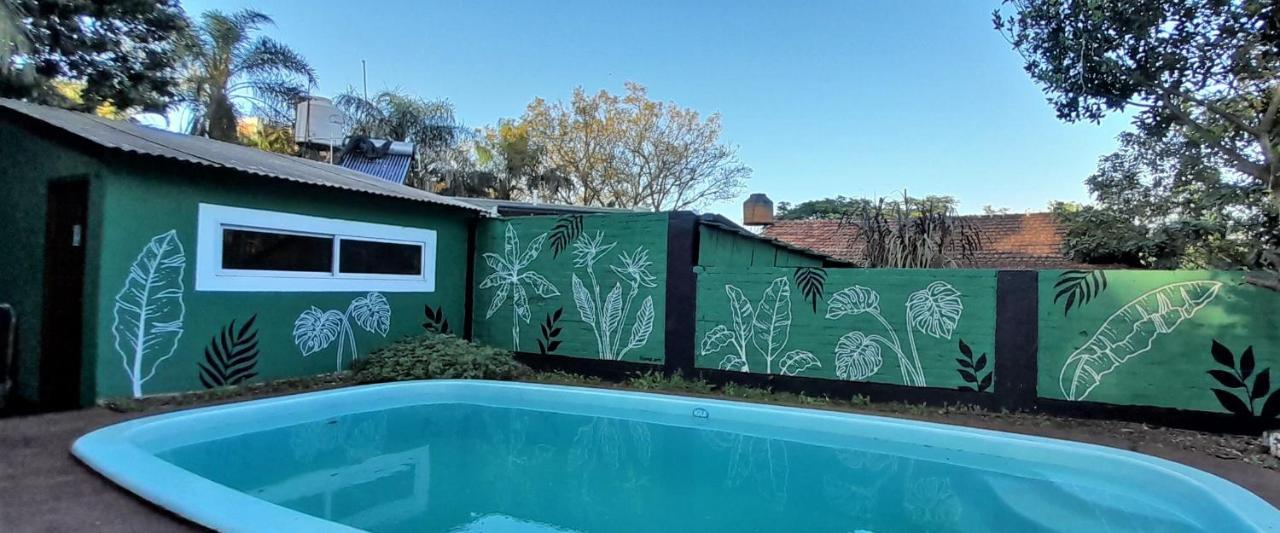 Eco Hostel Iguazu Пуерто Игуасу Екстериор снимка